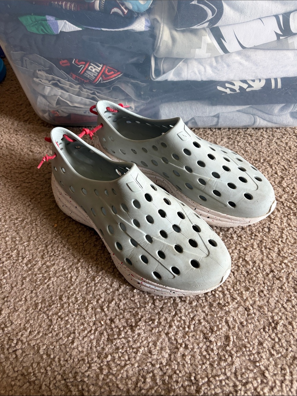 B73 Mens’ KANE Footwear Water Shoes, G/W; Size 10